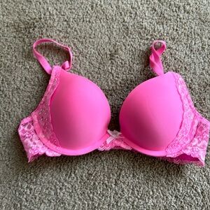Victoria’s Secret Lacy Pink Bra